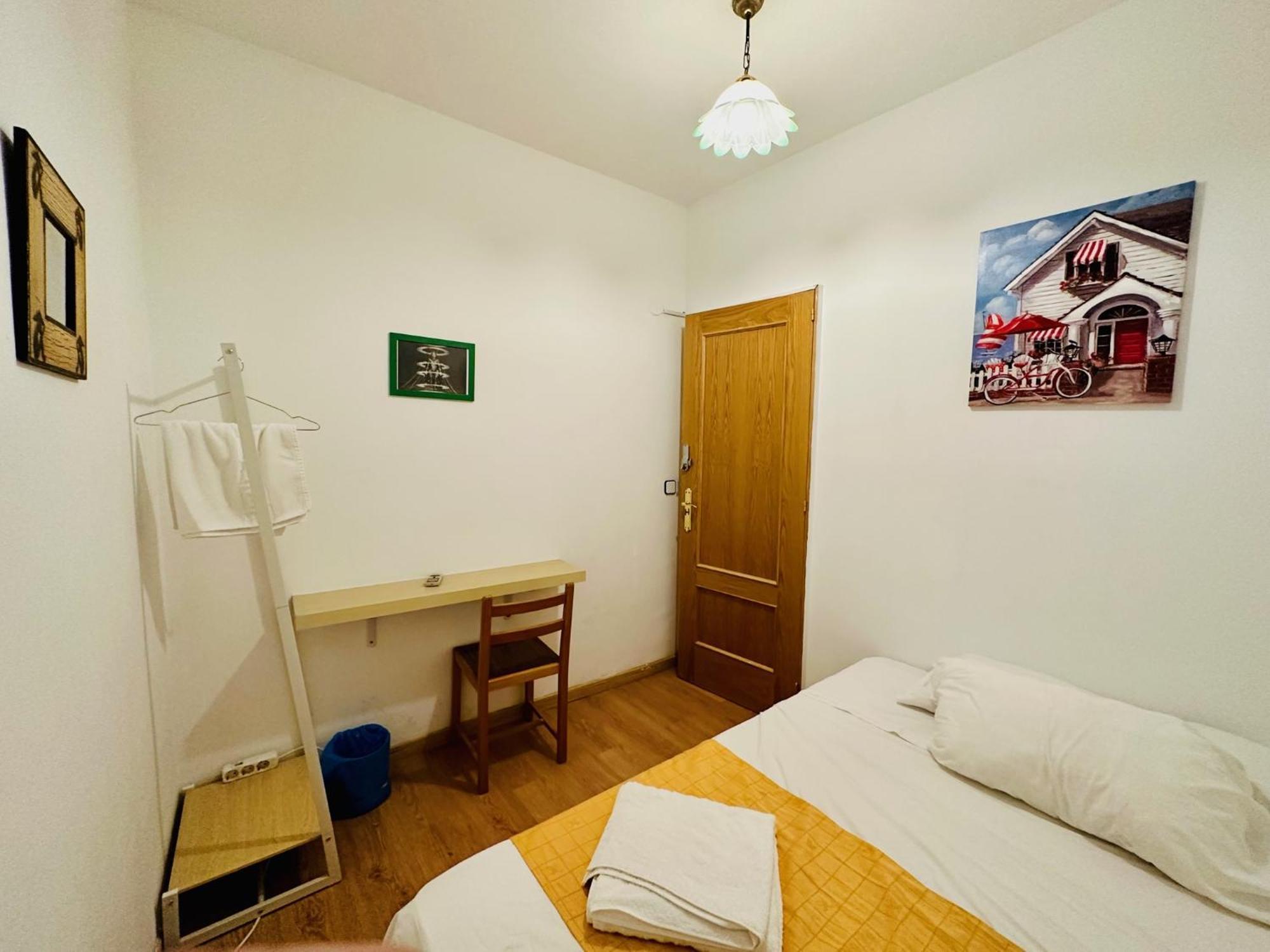 Punta Me Rooms In Madrid Downtown Екстер'єр фото