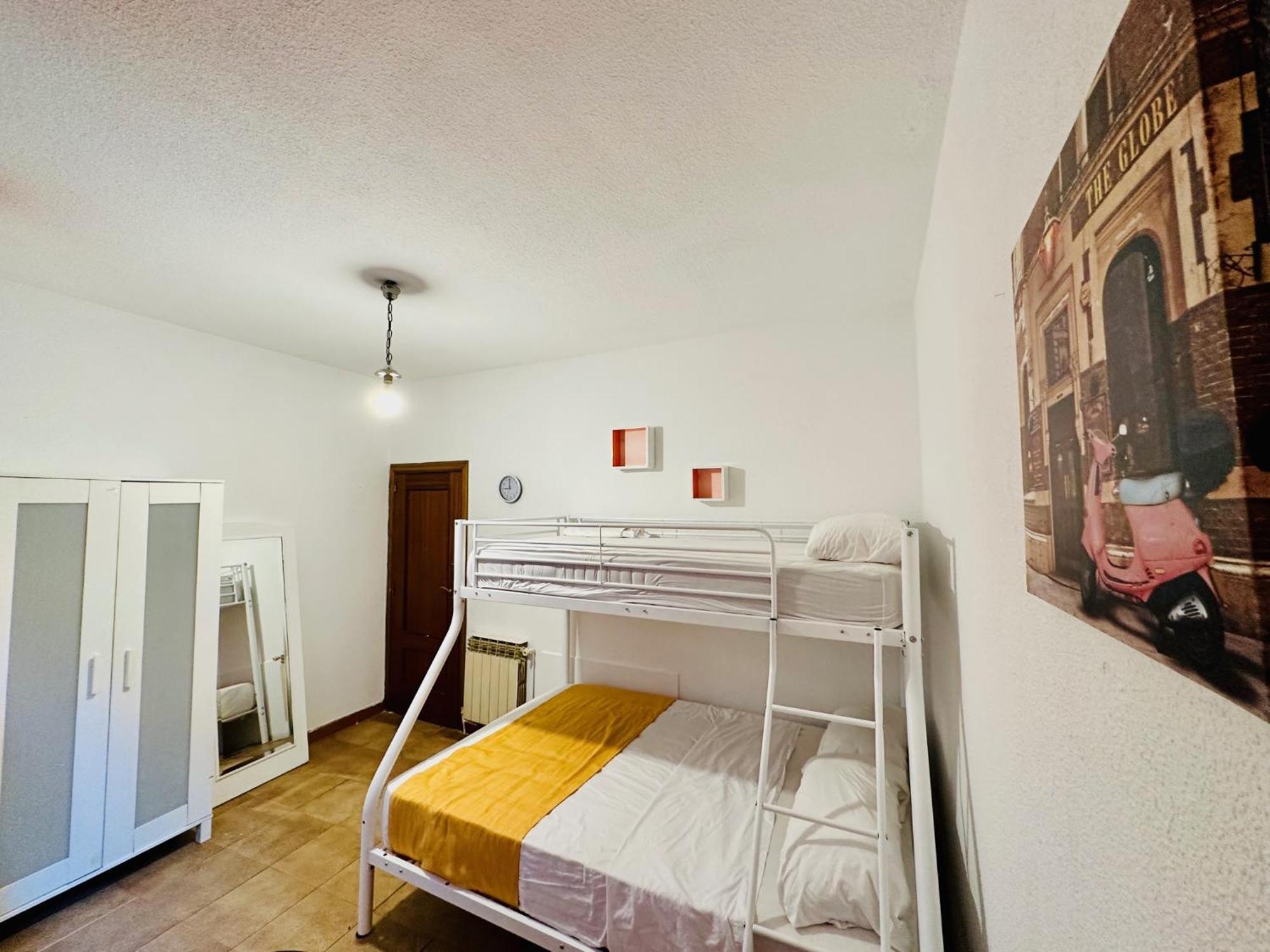 Punta Me Rooms In Madrid Downtown Екстер'єр фото