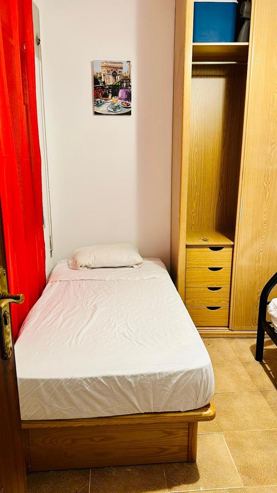 Punta Me Rooms In Madrid Downtown Екстер'єр фото